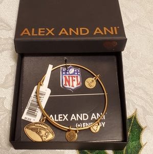 Alex And Ani NFL New England Patriots Gold